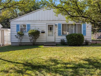 9313 Crestwood Rd, Parma Heights, OH, 44130