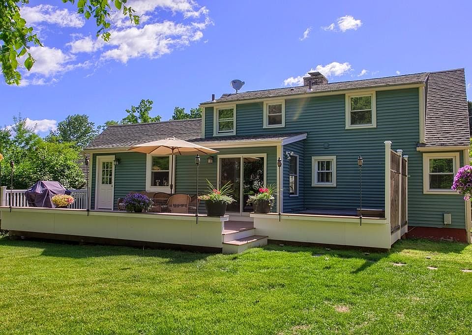 57 Holden St, Worcester, MA 01605 Zillow