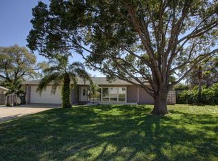 1801 Oak Park Dr N, Clearwater, FL 33764