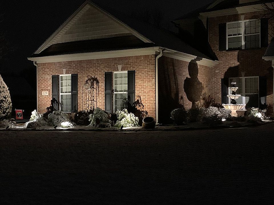 129 Lullwater -Night winter