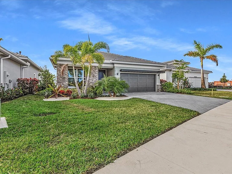 10161 Timber Creek Way — Photo 4