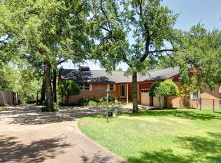 205 Timberlake Dr, Azle, TX 76020