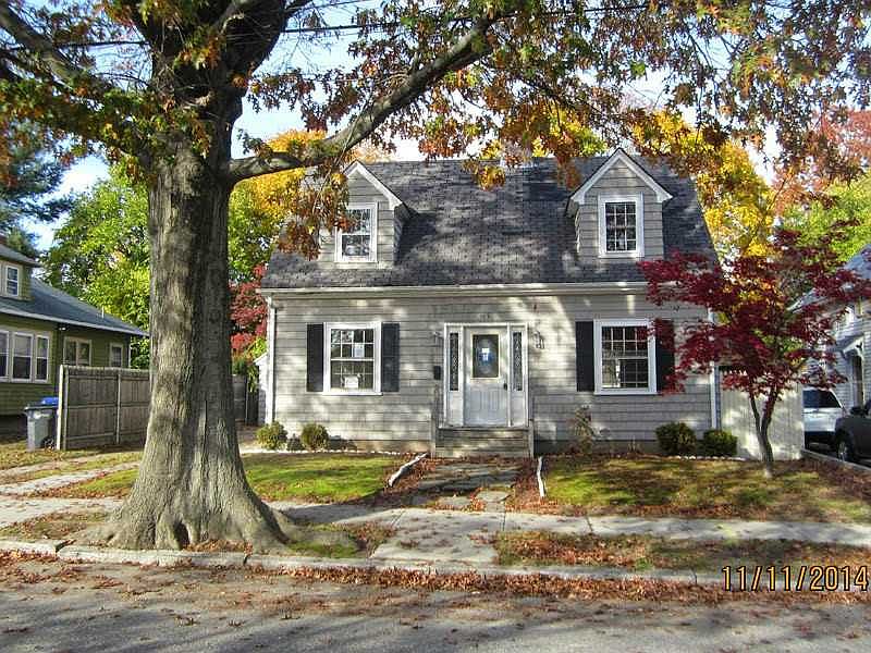 103 Sinclair Ave, Cranston, RI 02907 Zillow