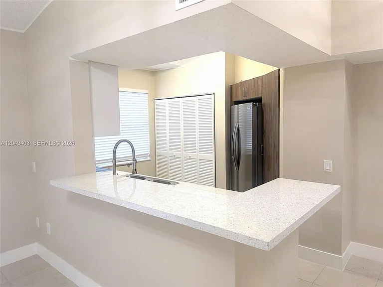 9645 NW 1st Ct #1209 — Photo 4