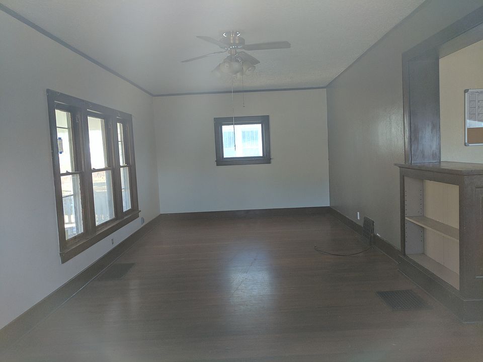 1st image of 15 E 15th Ave