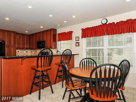5th image of 5401 Castle Bar Ln