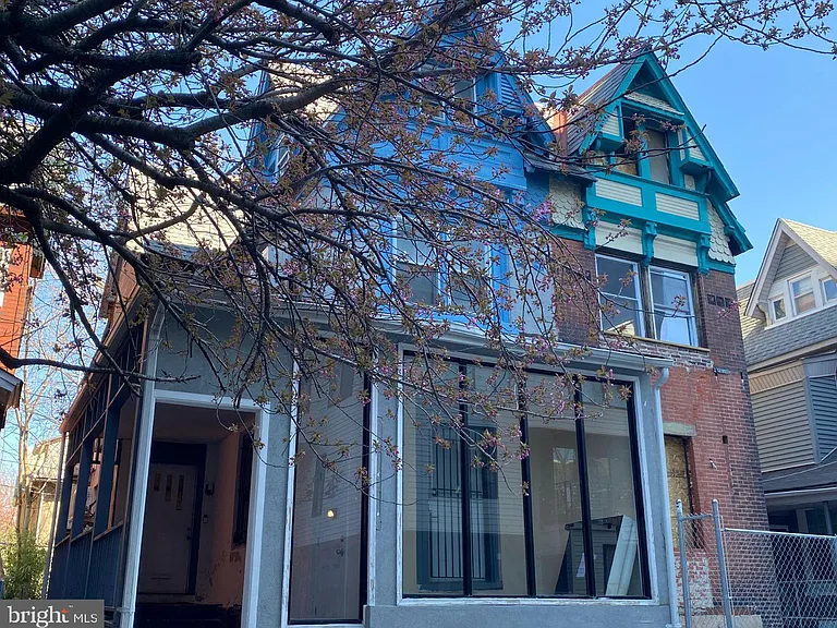 3215 Summer St — Photo 8