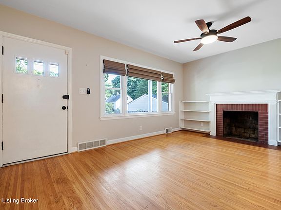 5th image of 1403 Hess Ln