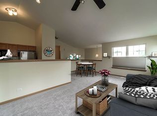 803 Genesee Dr #803, Naperville, IL 60563