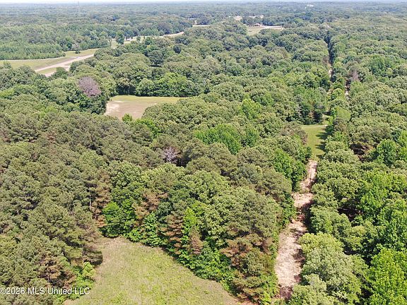 4th image of 500 Boswell Rd