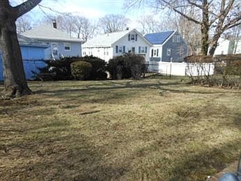 4th image of 187 Belmont St