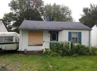 15689 McGuire St, Taylor, MI 48180