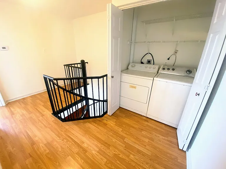 357 E Sale Rd — Photo 10