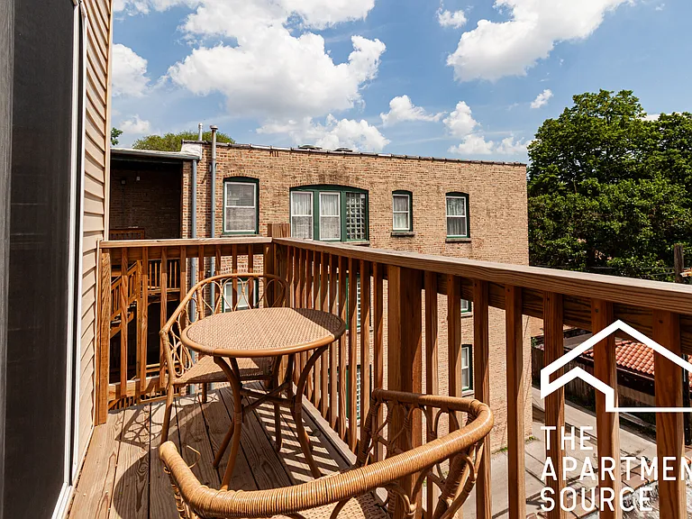 4937 N Saint Louis Ave #3S — Photo 5