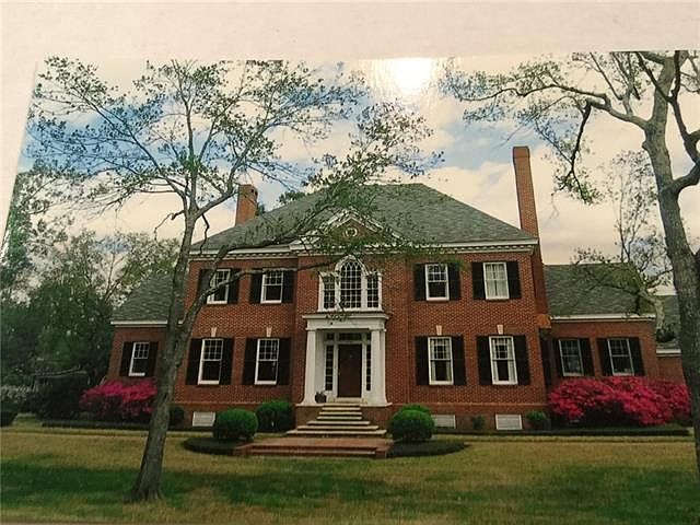 1st image of 3709 Burgoyne Dr