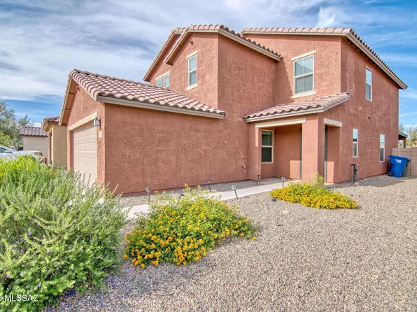 8811 E Stone Meadow Cir, Tucson, AZ 85730