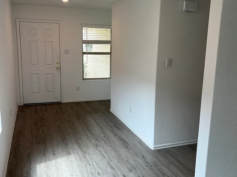 128 Austin Rd — Photo 5