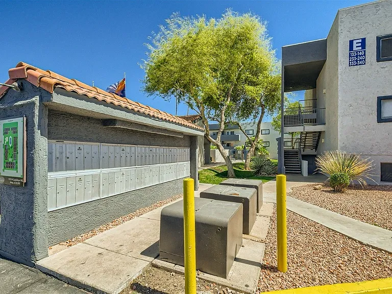 1325 W Guadalupe Rd — Photo 52