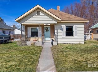 1403 6th Ave E, Twin Falls, ID 83301