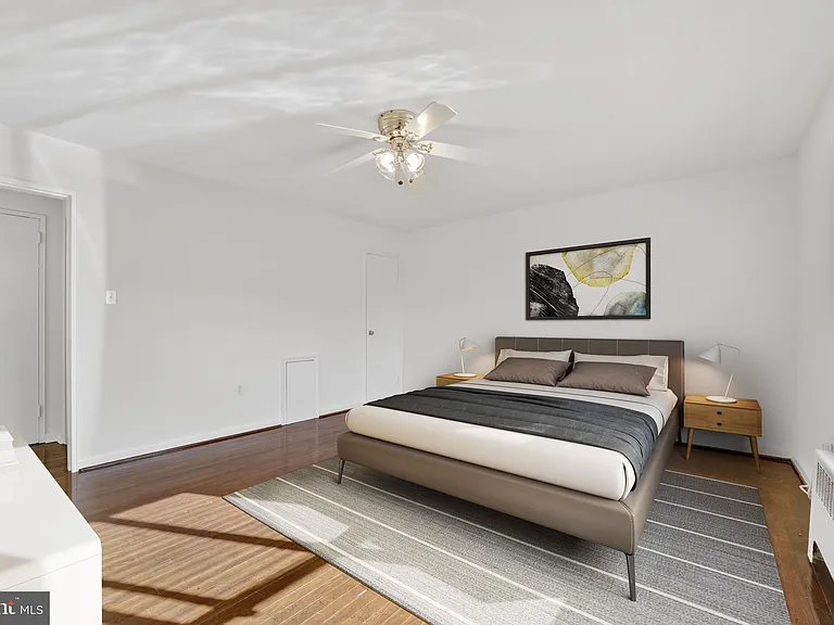 1010 G St NE #305 — Photo 9