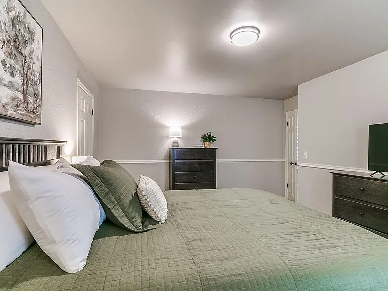 1700 Whispering Creek Dr — Photo 13