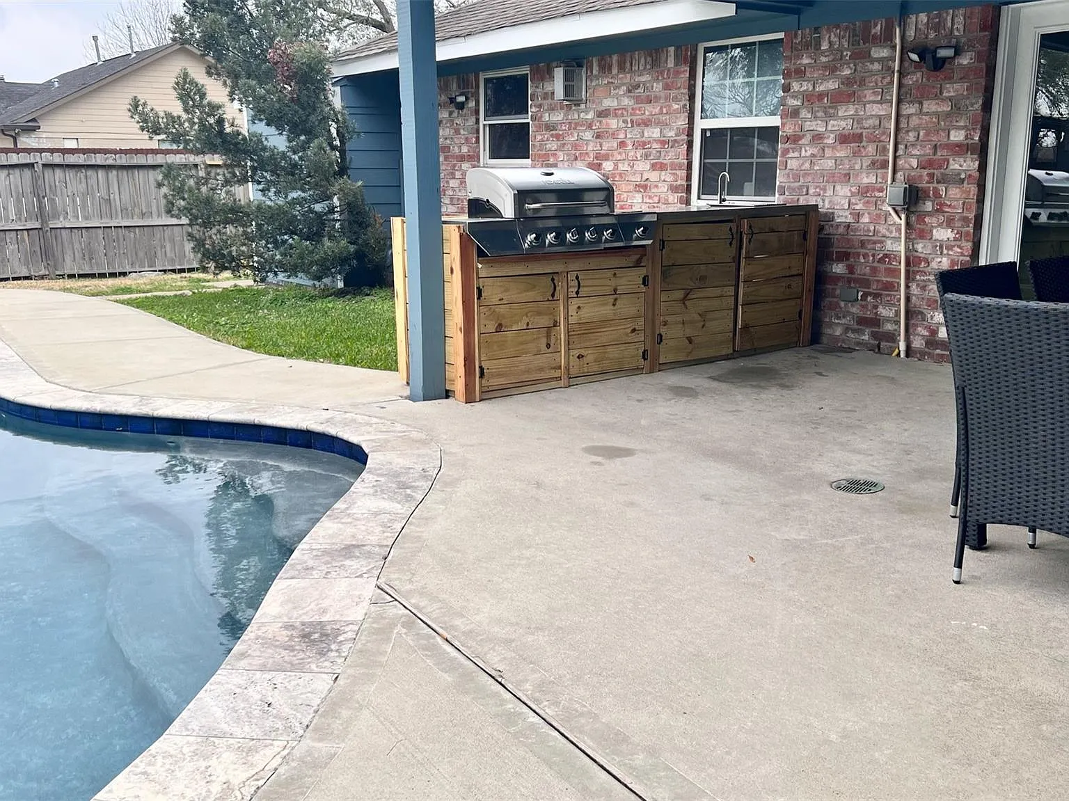 5 bed, 4.0 bath, 2458 sqft, $6,000 — Photo 3