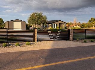 1295 E Levee Dr, Mohave Valley, AZ 86440