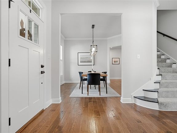 4th image of 2003 Cherry Rd