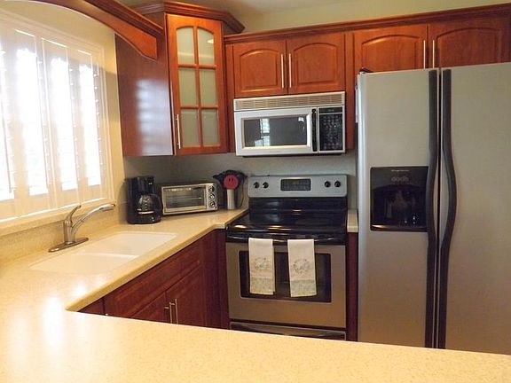 4th image of 41 Woodland Dr