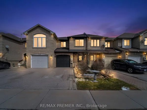 15 Michelle Dr, Vaughan, ON L4L 9B8