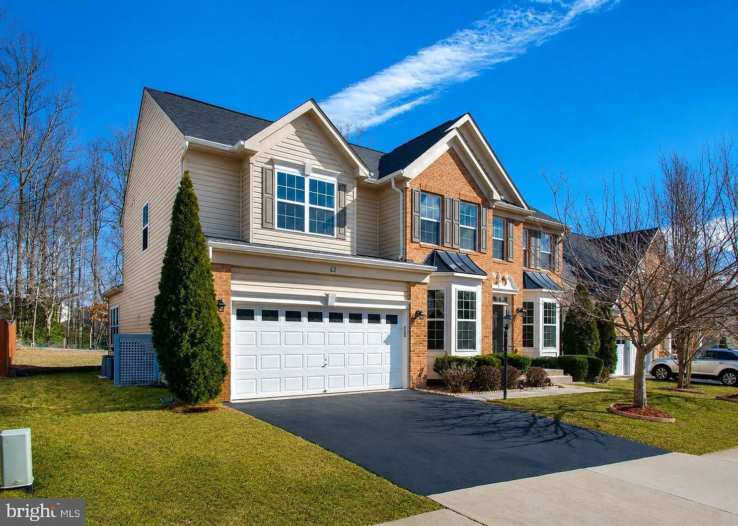 5 bed, 4.0 bath, 4542 sqft, $4,195 — Photo 1