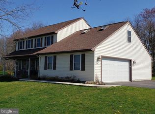 7 Pin Oak Dr, Denver, PA 17517