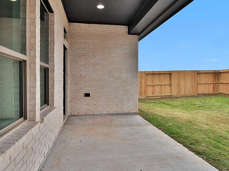 2914 Sunrise Field Ln — Photo 11
