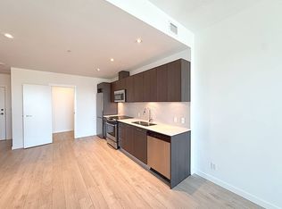 97 W Georgia St #1808, Vancouver, BC V6B 0R4