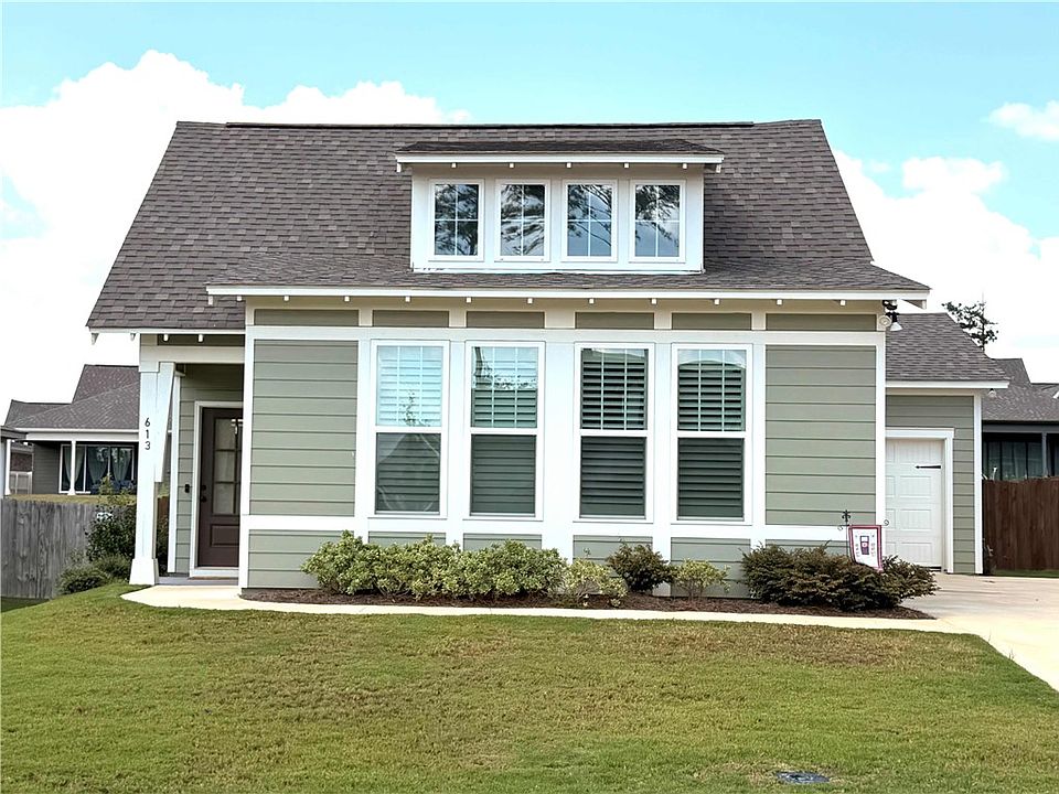 1st image of 613 Shropshire Dr