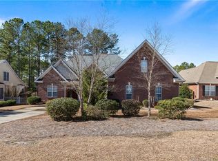 195 Falling Water Rd, Spring Lake, NC 28390