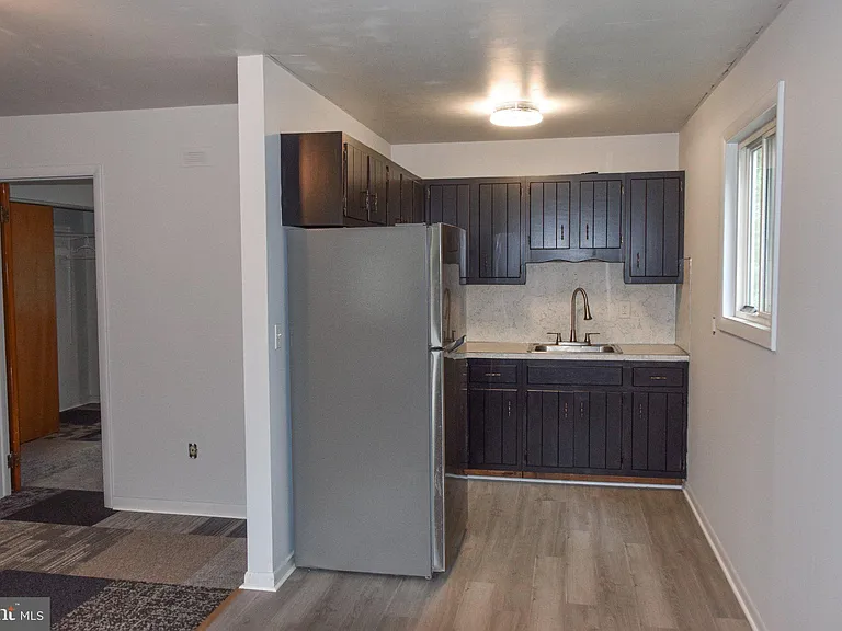 901 Laurel St #1 — Photo 5