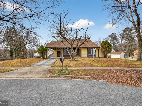 8801 Monmouth Dr, Upper Marlboro, MD 20772