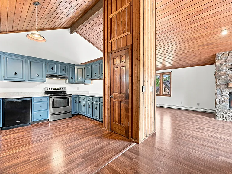 28248 Harebell Ln — Photo 3