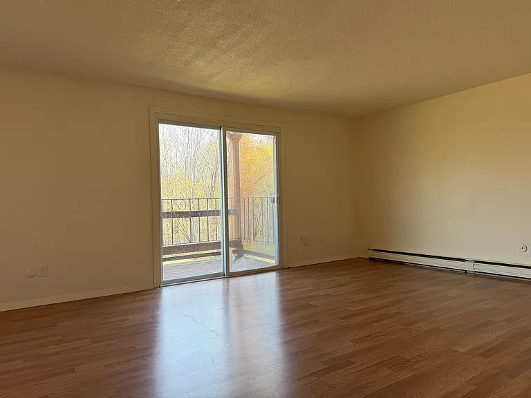150 Rochester Hill Rd — Photo 7