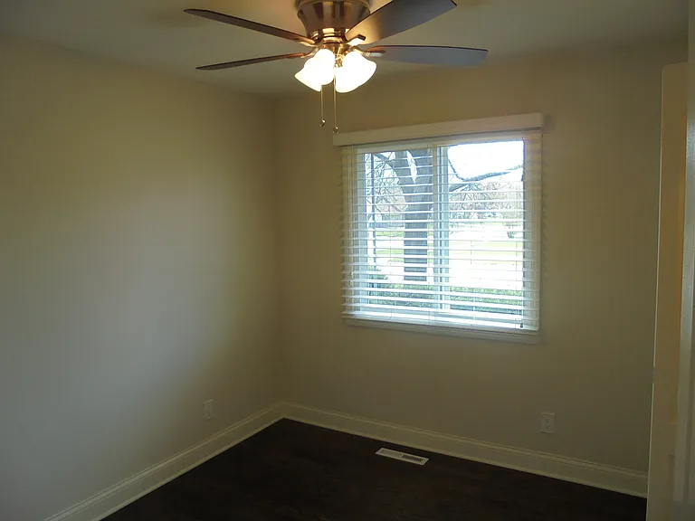 66 Barrow Dr — Photo 22