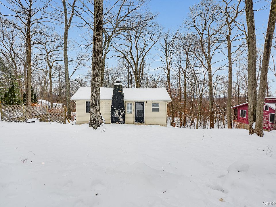 1st image of 50 Woodland Circle S