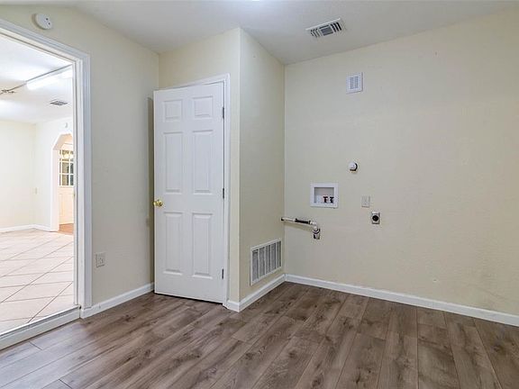 2nd image of 614 White St