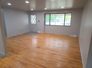 437 S Vaughn Way, Aurora, CO 80012