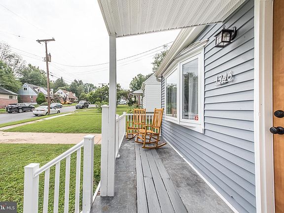 4th image of 1346 Sudvale Rd
