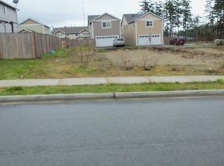 1531 NW 6th Ave, Oak Harbor, WA 98277