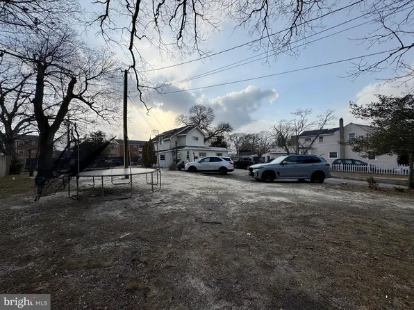 20 W Maryland Ave, Somers Pt, NJ 08244