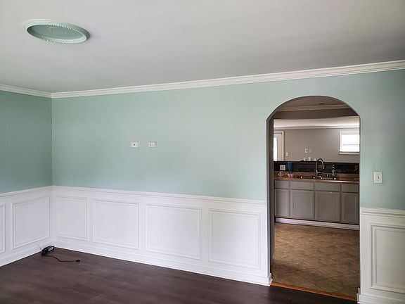 2nd image of 4823 Belle Glade Dr