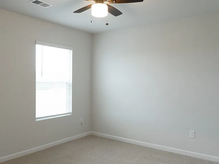 6065 Beadlow St — Photo 32
