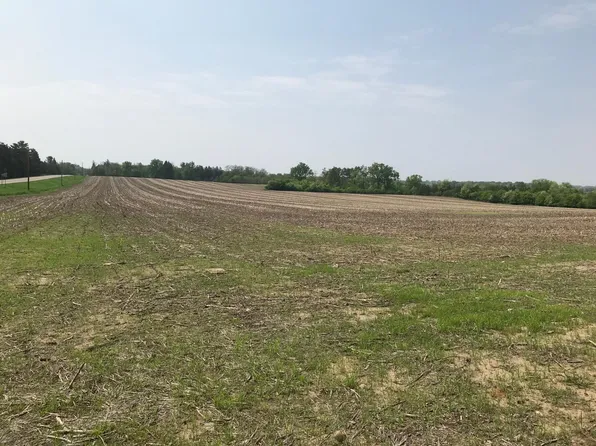 101 Saint Croix Trl S, Hastings, MN 55033